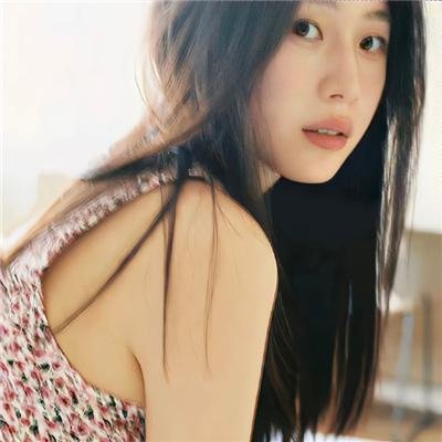 一个叫阿宝的男孩