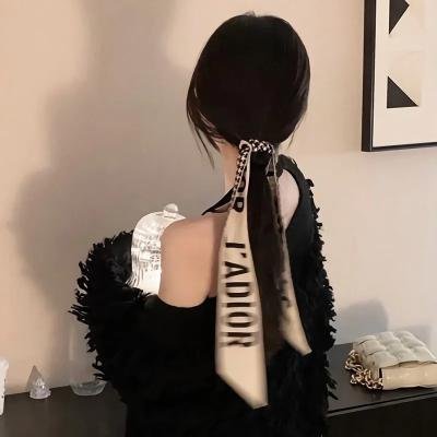 风流艳妇